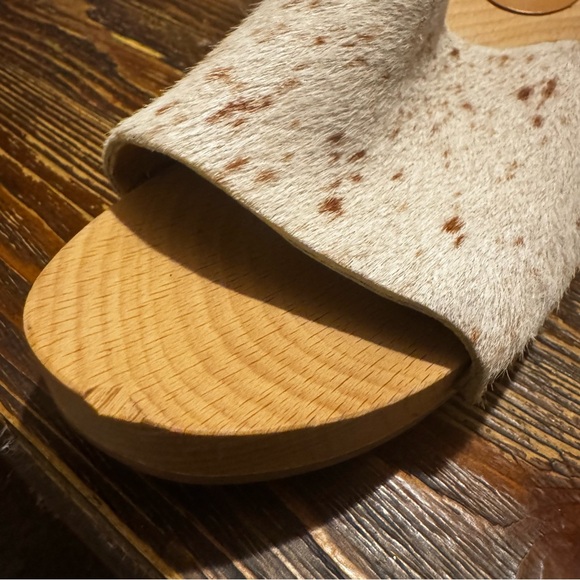 Madewell The Evelyn Slide Clog in Spotted Calf Hair - Picture 8 of 8